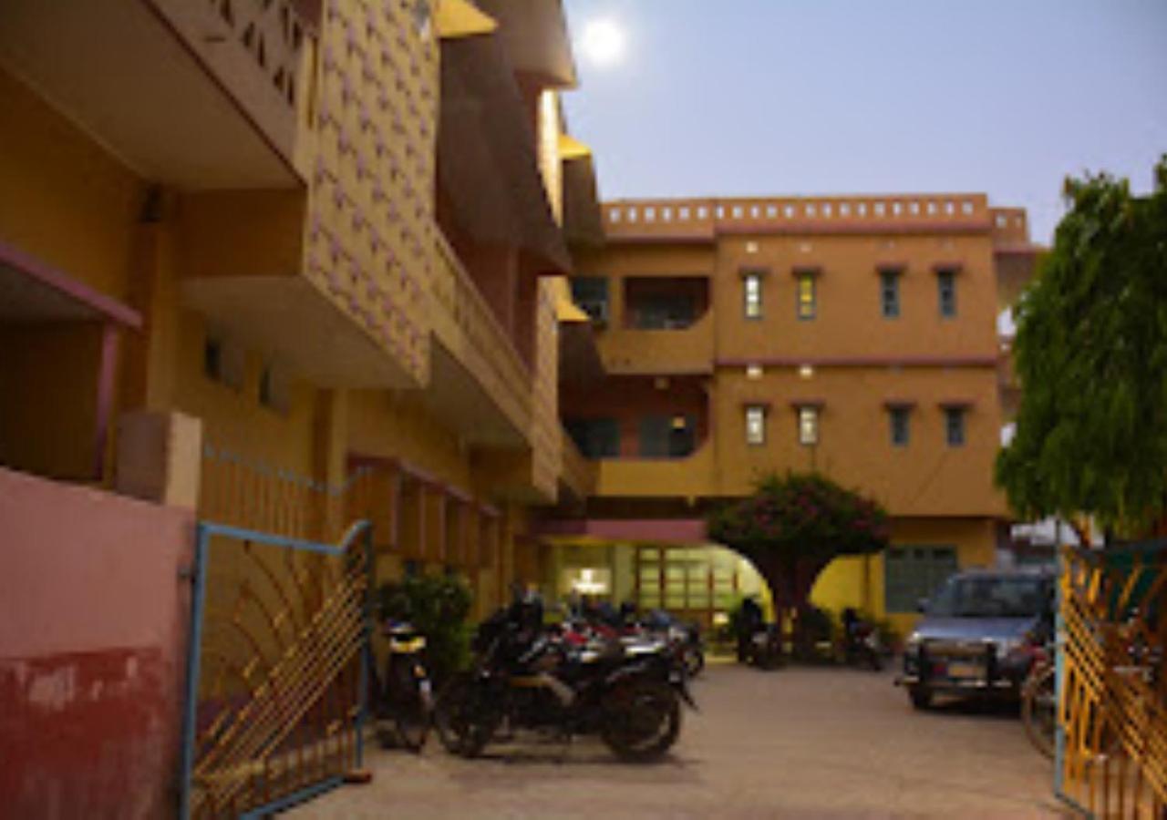 Saharsa Vijieya Hotel Bihar מראה חיצוני תמונה