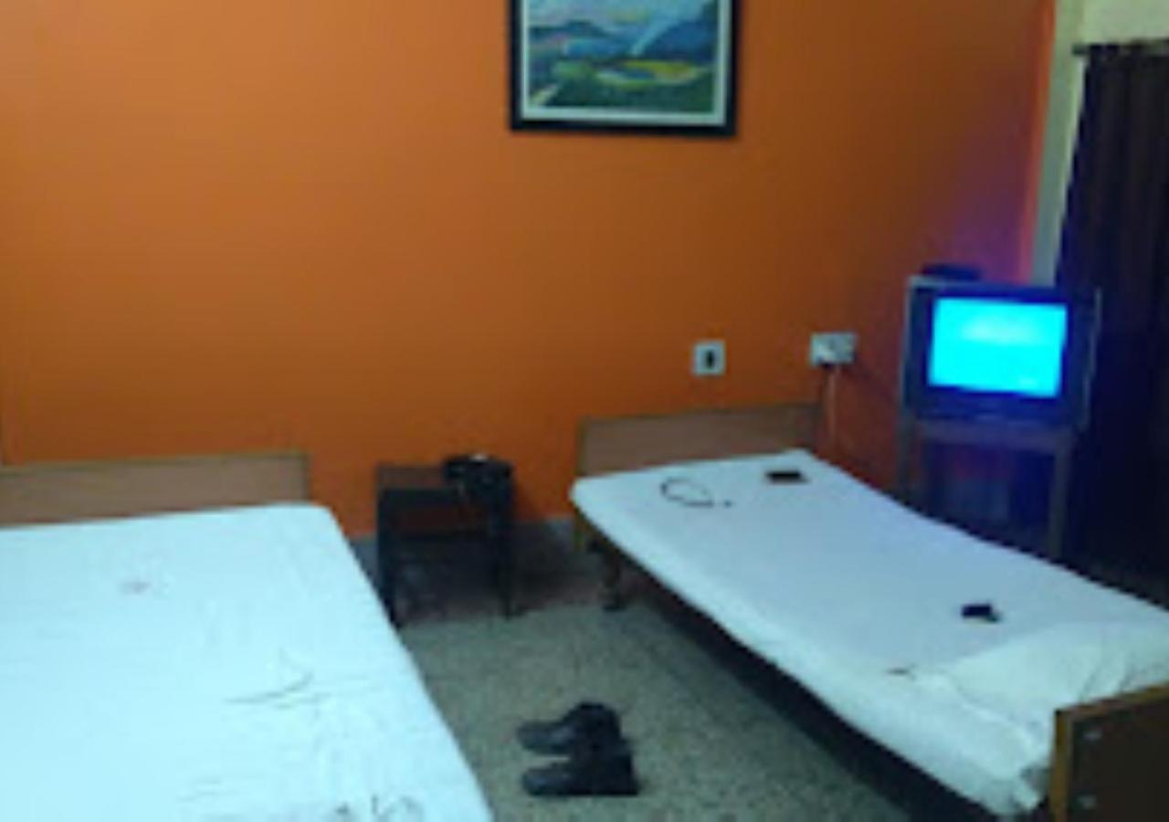 Saharsa Vijieya Hotel Bihar מראה חיצוני תמונה