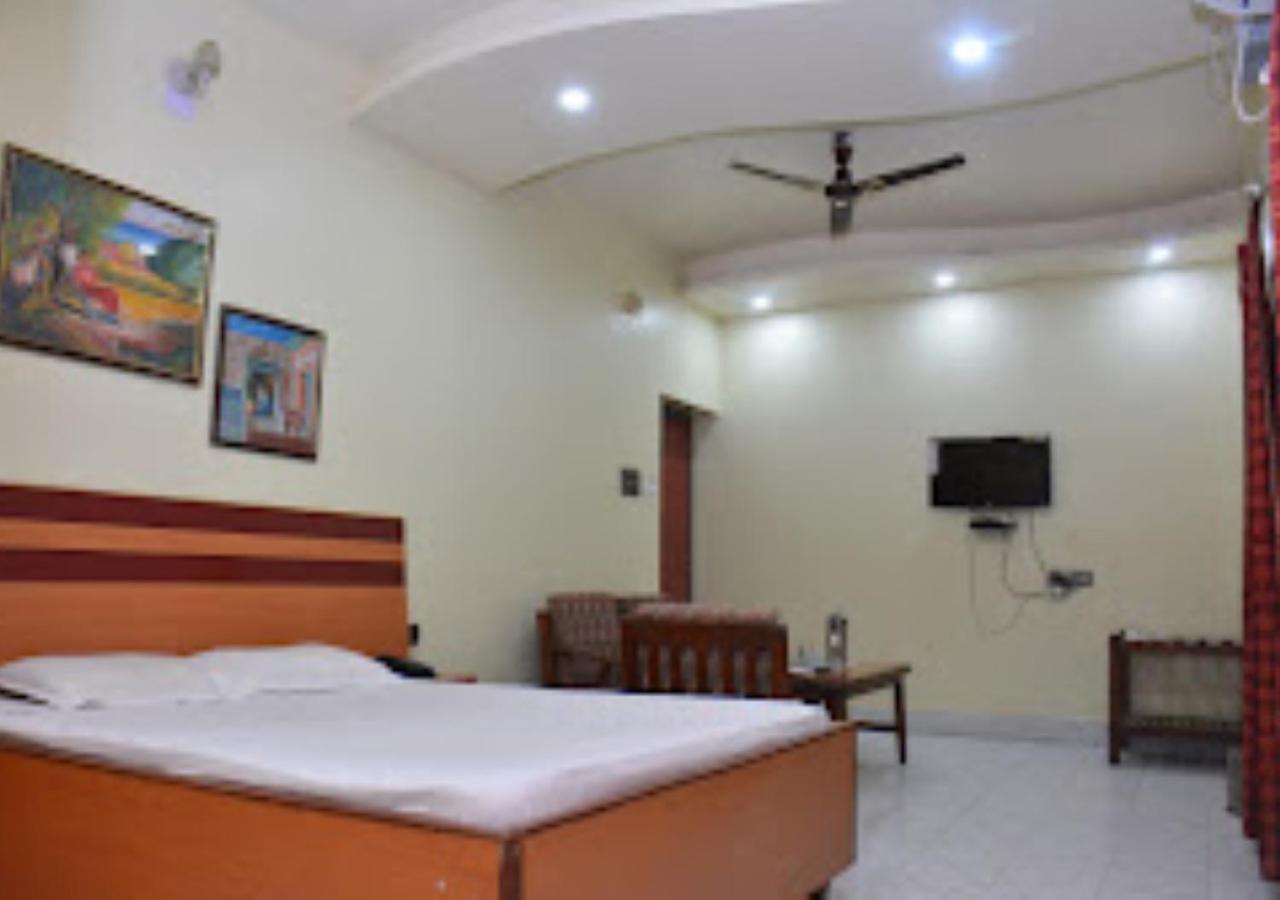 Saharsa Vijieya Hotel Bihar מראה חיצוני תמונה
