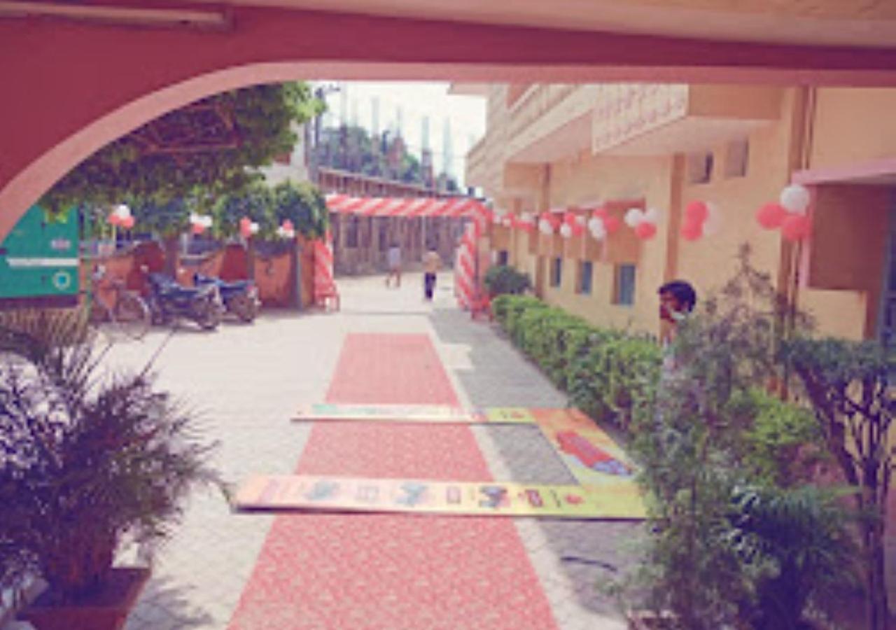 Saharsa Vijieya Hotel Bihar מראה חיצוני תמונה