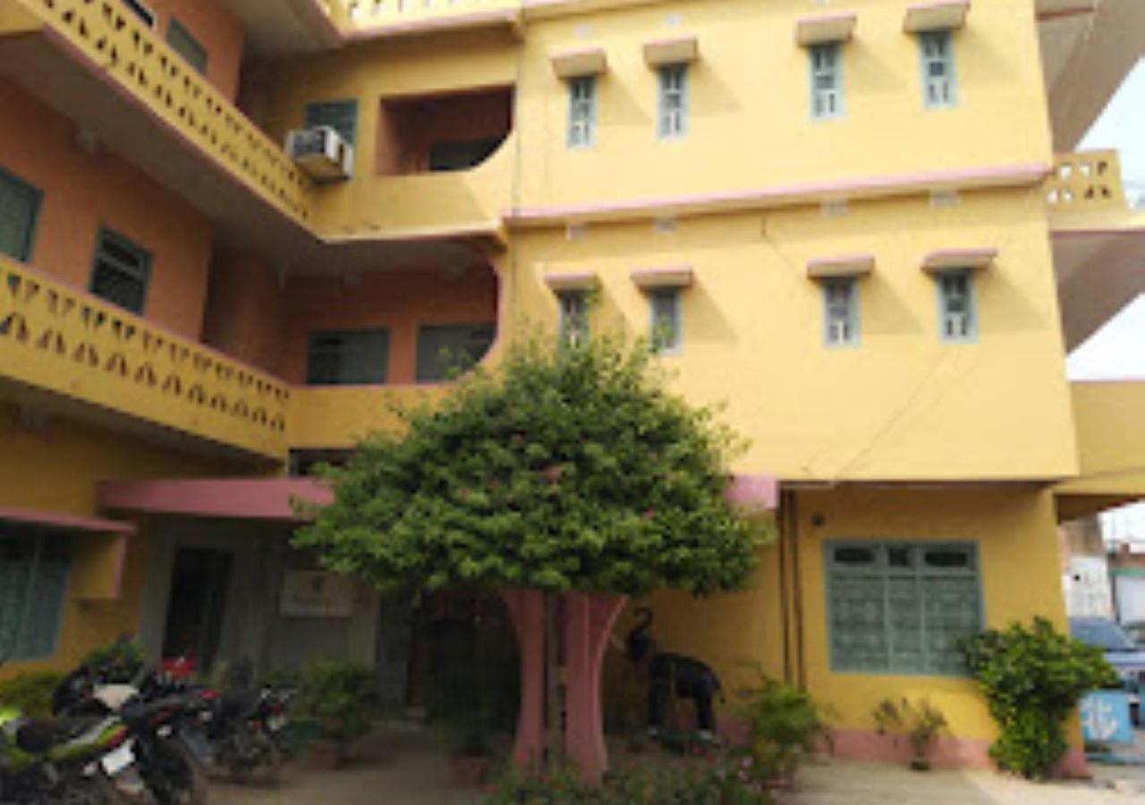 Saharsa Vijieya Hotel Bihar מראה חיצוני תמונה